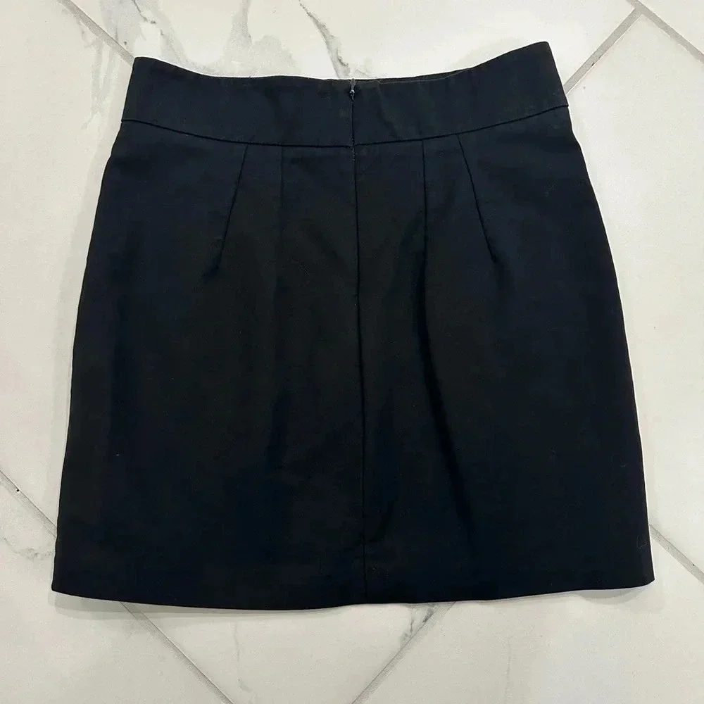 French Connection Women’s Black Ruffle Mini Skirt Size 2 Pockets Zipper Back